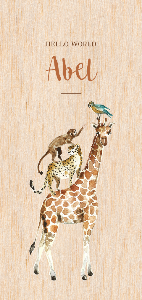 Vrolijk beestenboel geboortekaartje met giraf en jungledieren op rug